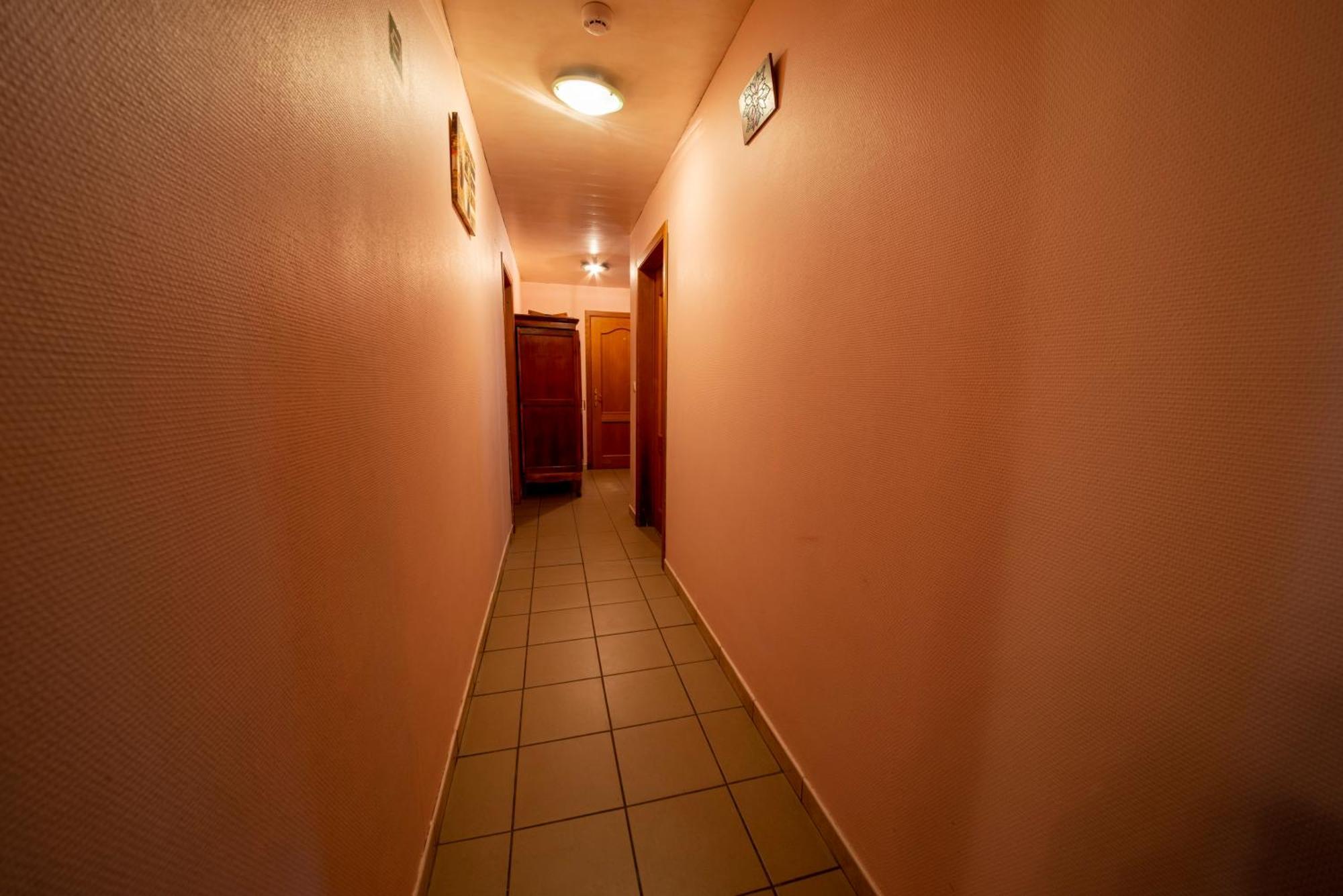 Hotel Sol Battire Brisy Exterior foto